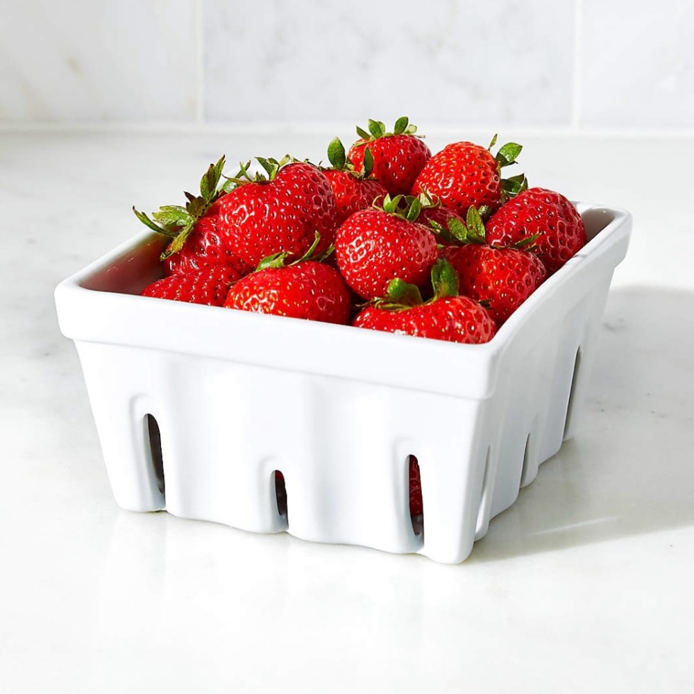 NWOT Crate&Barrel BERRY BOX White Ceramic Colander Cottagecore Rustic Farmhouse